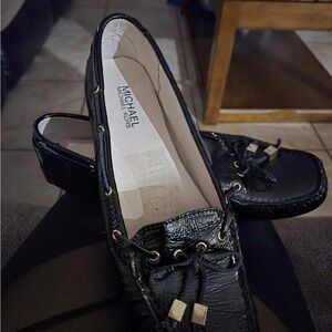 Michael Kors Black Patent Leather Flats with Bow Detail